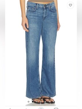 Rag & Bone Featherweight Saige Low Rise Ankle Jeans in River